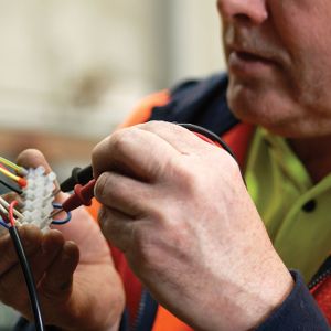 Service-Electrician-840x640px