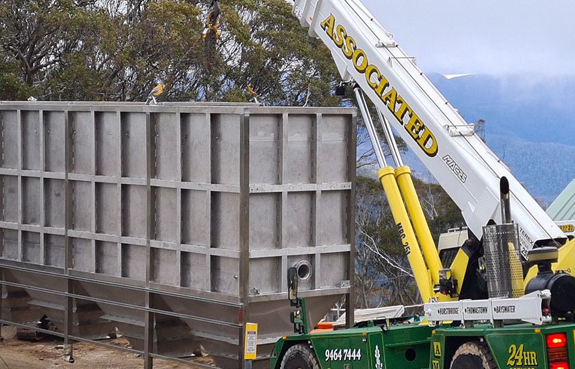 Mt-Buller-Lamella-Unload-840sq