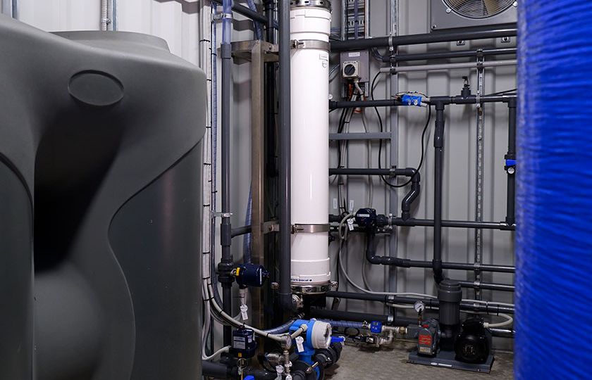 Dundee-UF-Midview-840sq-3